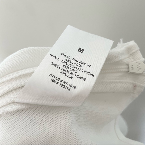 Revolve Nia Celia linen White Sleeveless V-Neck Top - Picture 4 of 4